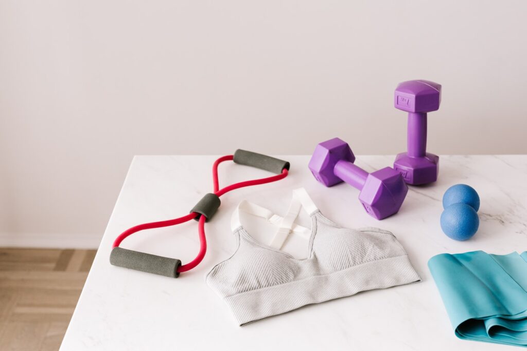 11 Gym Kit Essentials You Need When Starting Your Fitness Journey